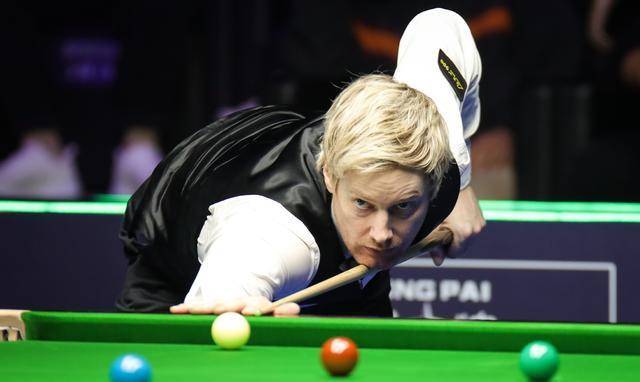 戴帽还输球 戴帽还输球