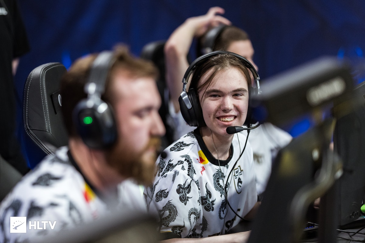 用她的速度 用她的速度